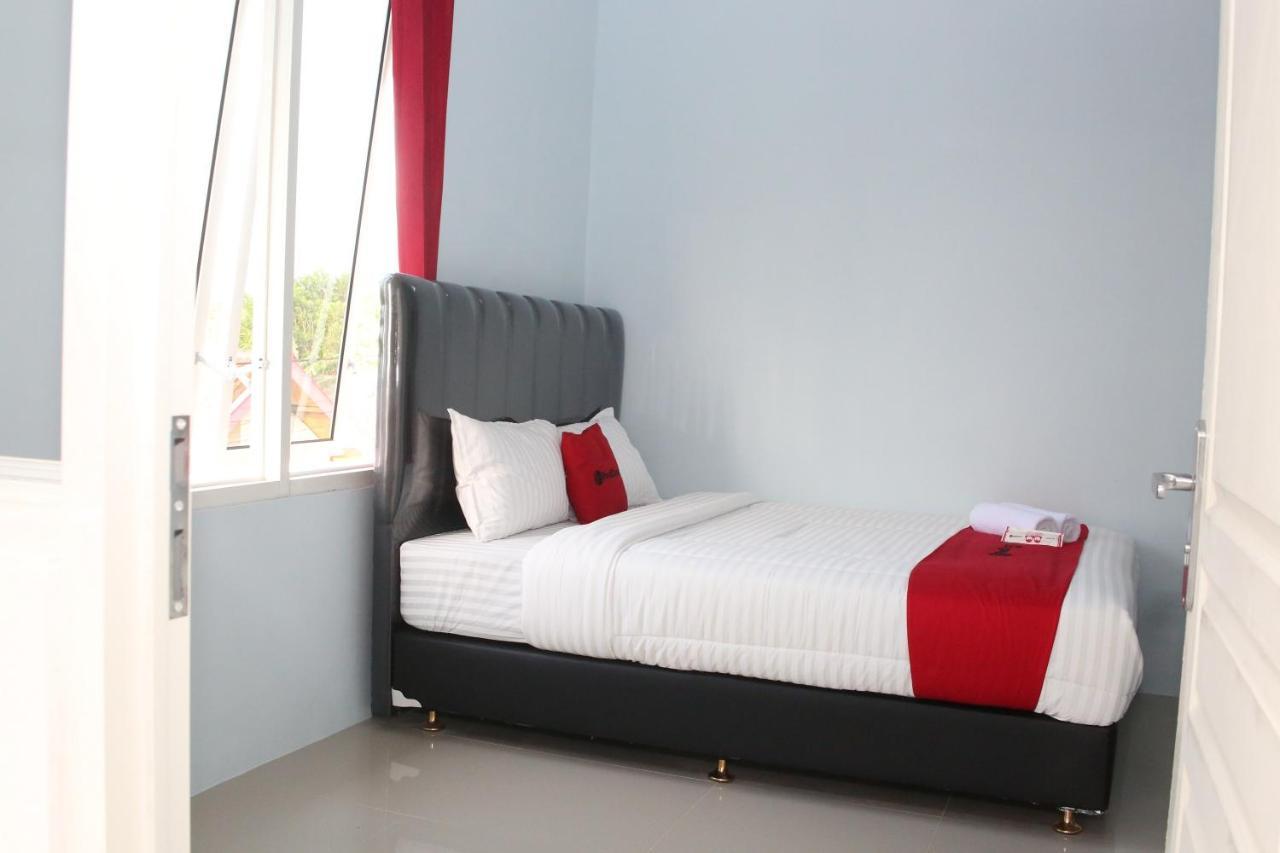 Reddoorz Syariah Near Suncity Mall Madiun Exterior foto