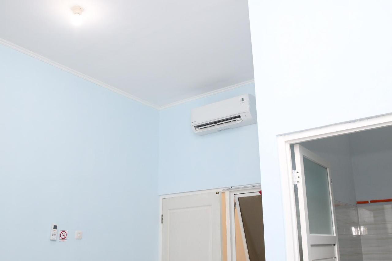 Reddoorz Syariah Near Suncity Mall Madiun Exterior foto