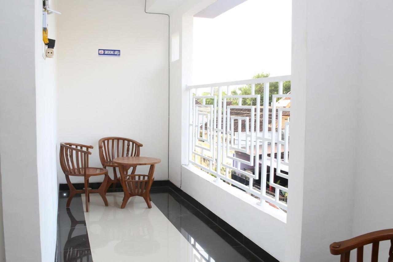 Reddoorz Syariah Near Suncity Mall Madiun Exterior foto