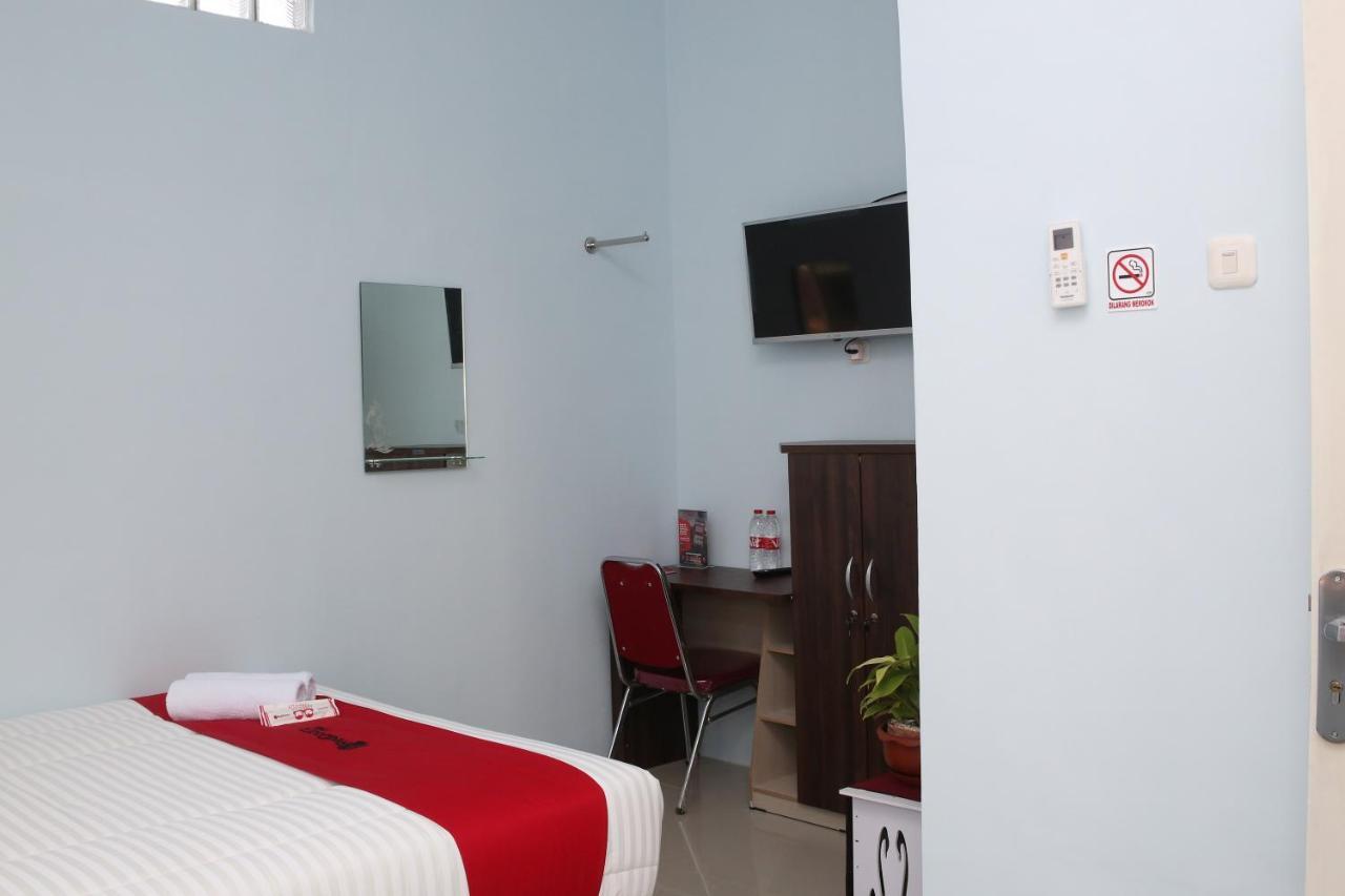 Reddoorz Syariah Near Suncity Mall Madiun Exterior foto