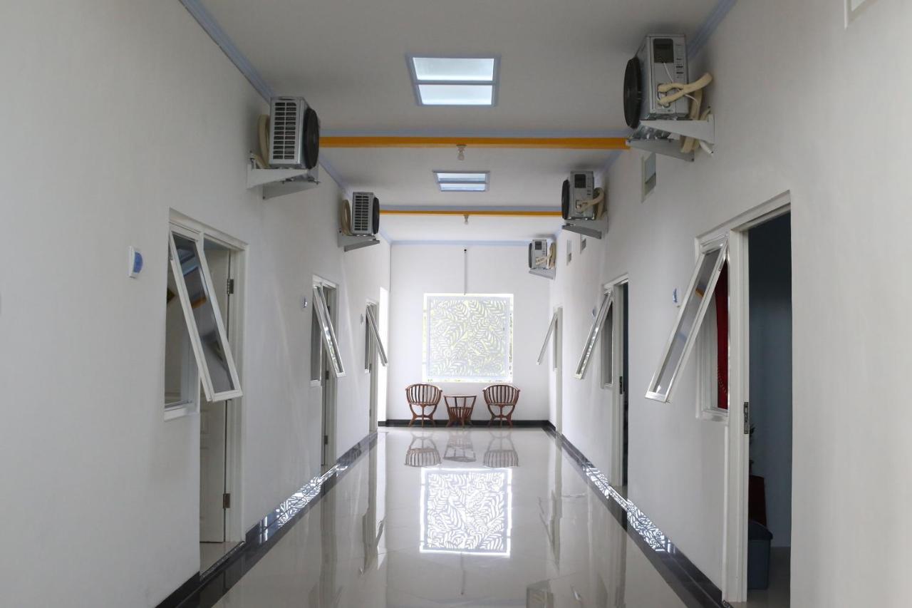 Reddoorz Syariah Near Suncity Mall Madiun Exterior foto