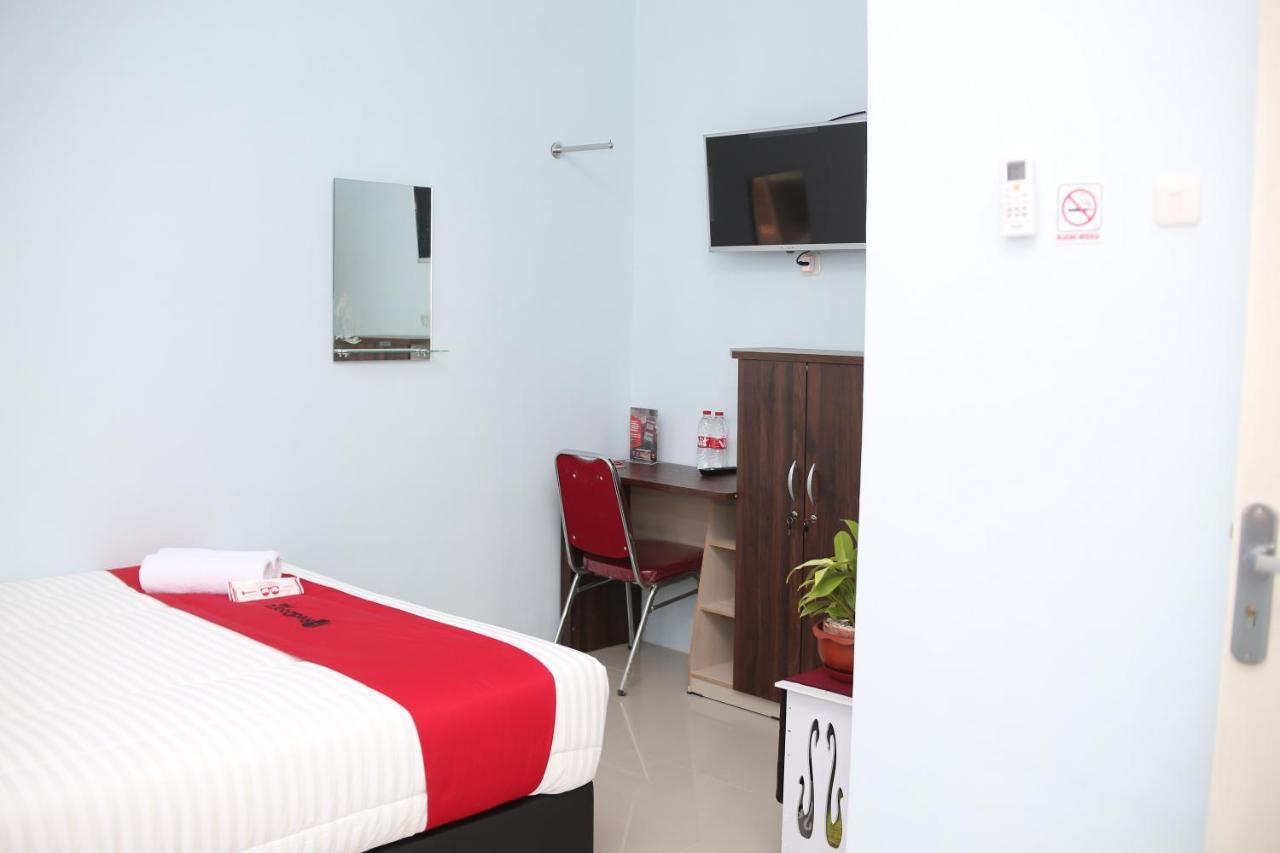 Reddoorz Syariah Near Suncity Mall Madiun Exterior foto