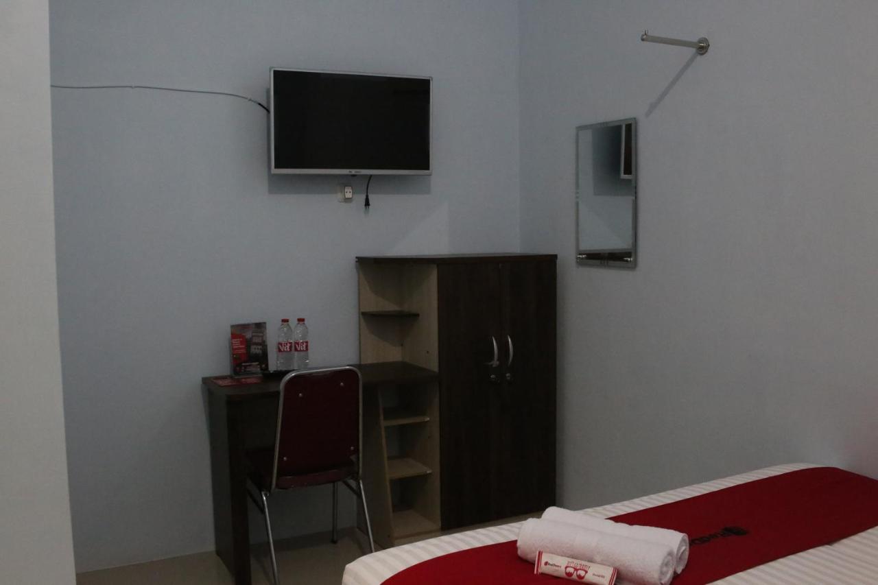 Reddoorz Syariah Near Suncity Mall Madiun Exterior foto